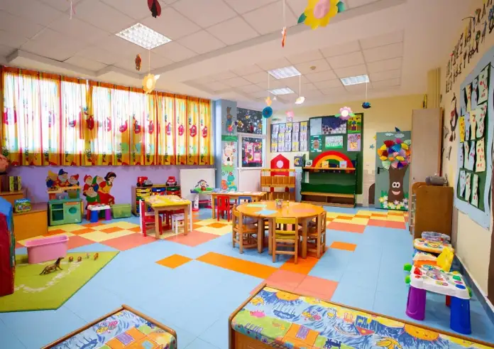 Χολαργός: Αδιανόητο συμβάν σε βρεφονηπιακό σταθμό - Έδωσαν λάθος παιδί σε παππού