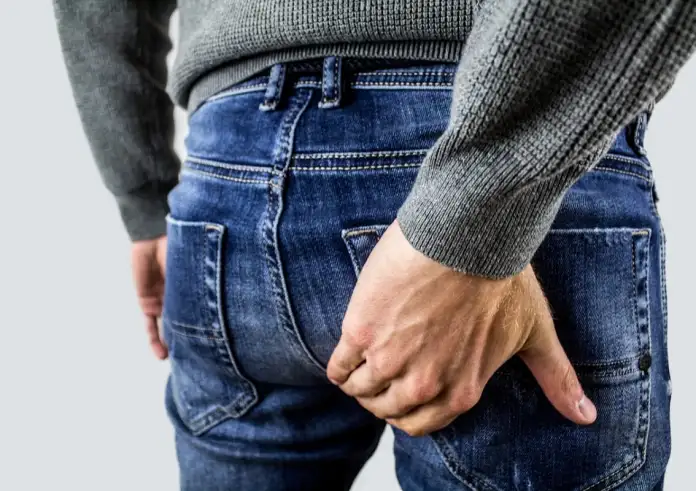 Αιμορροΐδες: Πώς να τις αντιμετωπίσετε με φυσικό τρόπο στο σπίτι