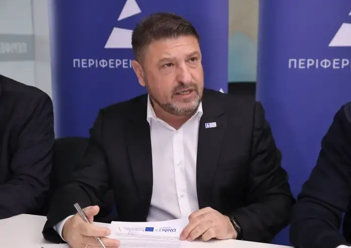 Απών ο Χαρδαλιάς από το Συνέδριο των Περιφερειών Ελλάδας