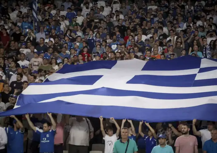 Ελλάδα – Αγγλία: Έφυγαν 50.000 εισιτήρια σε μια μέρα, ολοταχώς για sold out