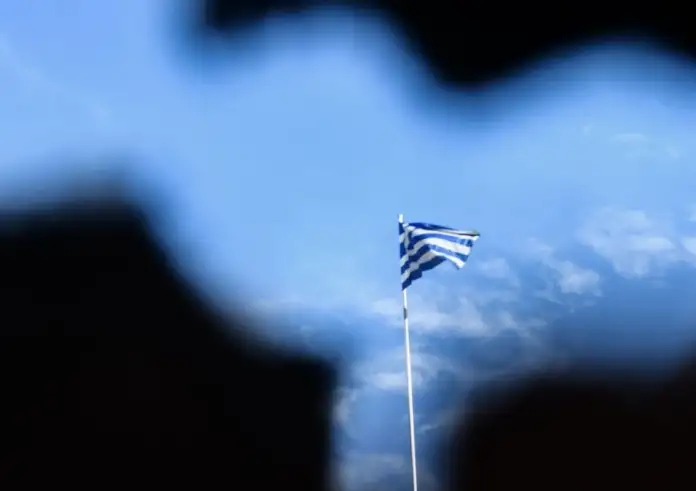 Αμηχανία μετά την έκθεση του ΟΟΣΑ για τους μισθούς στα «τάρταρα»