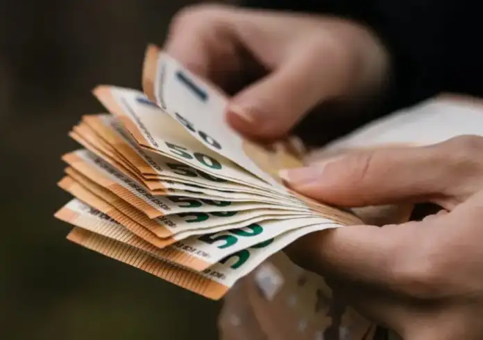 ΕΦΚΑ: Τι αλλάζει στις παροχές - Οι παρεμβάσεις που εξετάζονται για τις προϋποθέσεις χορήγησης επιδομάτων