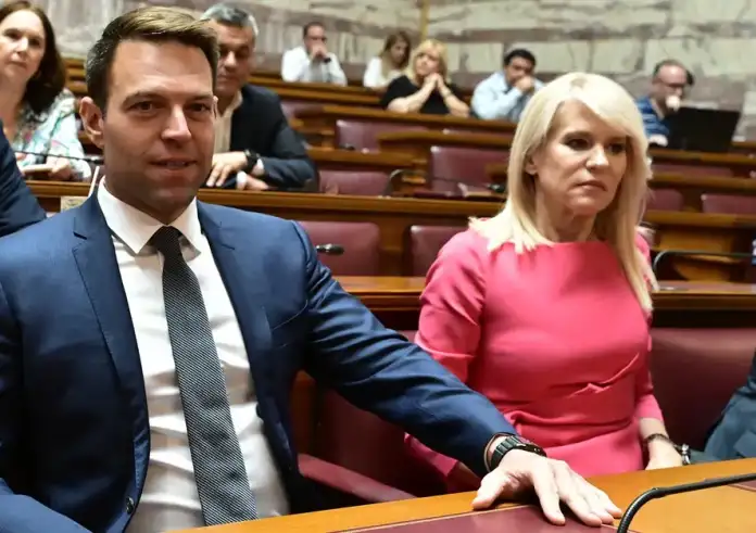 Τζάκρη: Παραιτούμαι από τις θέσεις μου στον ΣΥΡΙΖΑ, παραμένω στην ΚΟ, θα αποχωρήσω όταν βγει το κόμμα Κασσελάκη