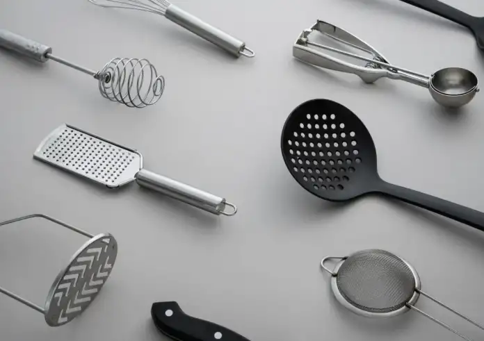 Πετάξτε τώρα αυτά τα εργαλεία κουζίνας – Απειλούν την υγεία σας, σύμφωνα με τους ειδικούς