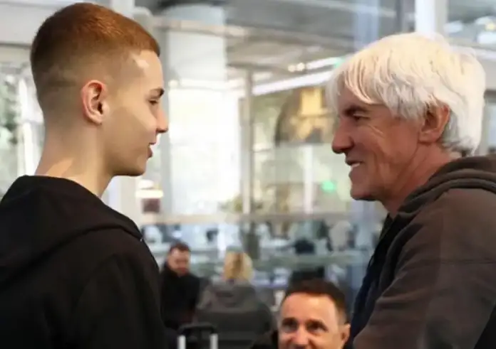 Χρήστος Μουζακίτης: Η UEFA αποθέωσε το νεαρό ποδοσφαιριστή του Ολυμπιακού