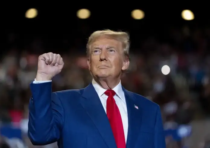 Εμπορικός πόλεμος ΗΠΑ-ΕΕ: Θα παίξω το παιχνίδι όπως εγώ ξέρω, προειδοποιεί ο Τραμπ