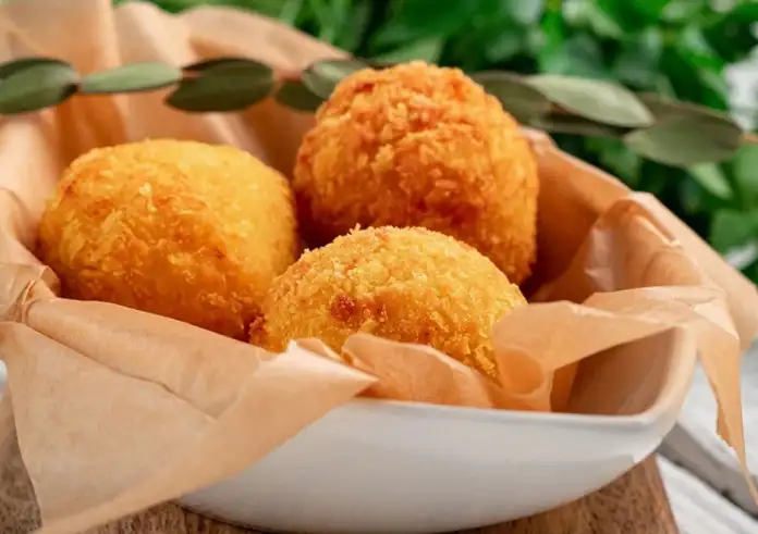 Νόστιμη συνταγή για τραγανές πατατοκροκέτες