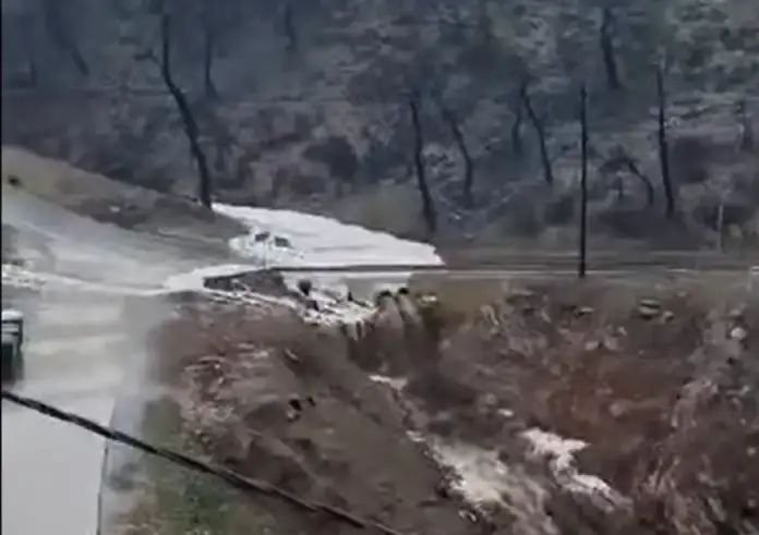 Κάηκαν το καλοκαίρι, πλημμύρισαν τώρα με την πρώτη βροχή - Βίντεο από τη Διώνη Ραφήνας - Πικερμίου