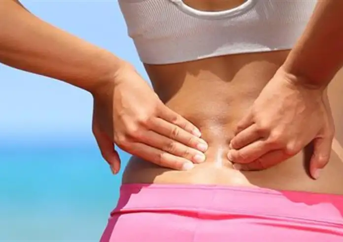 Πόνος στη μέση: Πότε μπορεί να κρύβει σοβαρό πρόβλημα στα νεφρά