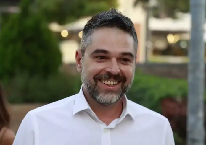 Εκτός ΣΥΡΙΖΑ και ο Γιάννης Σαρακιώτης: Από αύριο θα είμαι ανεξάρτητος βουλευτής – Νιώθω πολιτικά άστεγος