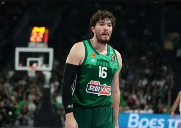 Οσμάν: «Γι' αυτό διάλεξα τον Παναθηναϊκό και όχι την Παρτίζαν του Ομπράντοβιτς»