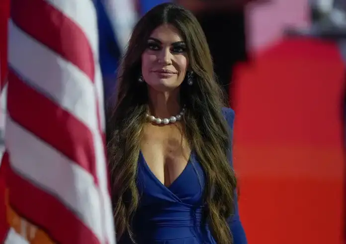 Κίμπερλι Γκιλφόιλ: Το προφίλ της νέας πρέσβεως που διόρισε ο Τραμπ στην Ελλάδα