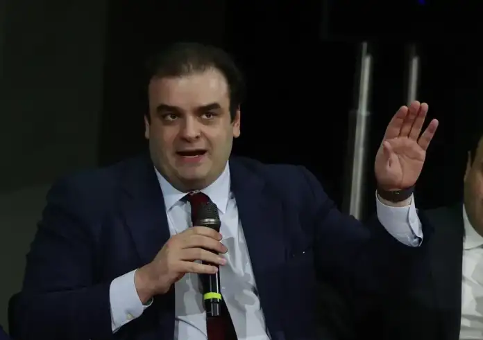 Πιερρακάκης: Παίρνει αποστάσεις από τους «σκληρούς» Άδωνη, Βορίδη για τα Τέμπη