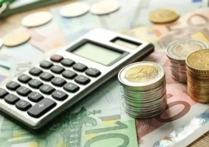 Τράπεζες: Ποιες προμήθειες μειώνονται ή καταργούνται