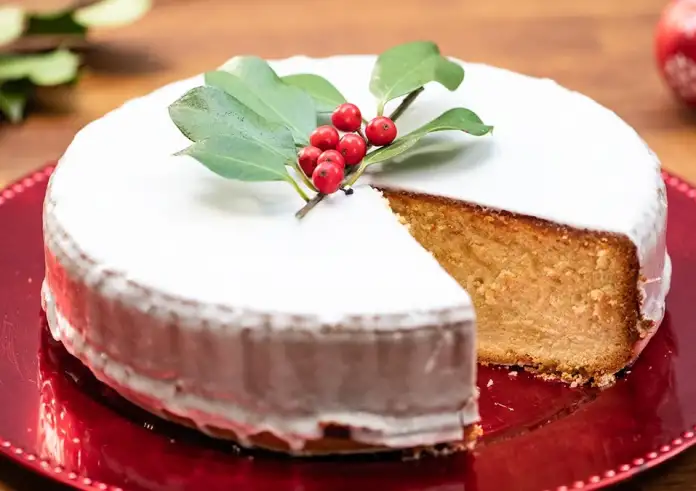 Βασιλόπιτα 2026: Ποιες είναι οι οι τιμές – Πόσο πληρώνουμε σε ζαχαροπλαστεία και φούρνους