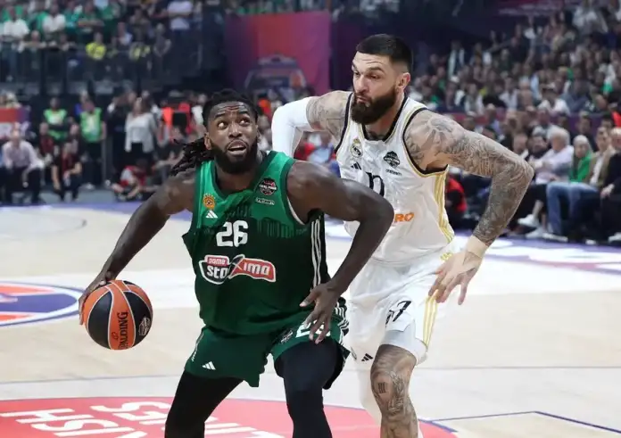 Ρεάλ Μαδρίτης – Παναθηναϊκός: 54-49 στο τέλος του πρώτου ημιχρόνου