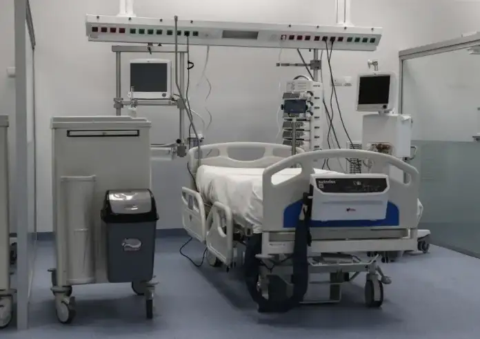 Υπέστη επιληπτικό σοκ περιμένοντας τα παιδιά του έξω από σπίτι της πρώην του