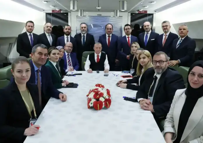 «Χείμαρρος» ο Ερντογάν στα τουρκικά ΜΜΕ: Για τον Μητσοτάκη, την Ελλάδα, το Αιγαίο, τους εξοπλισμούς