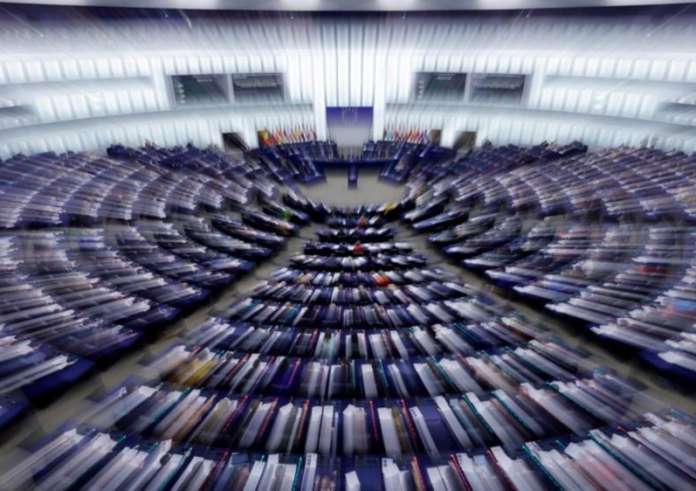 Ευρωβουλή: Ψήφισμα «καταπέλτης» για το κράτος Δικαίου στην Ελλάδα