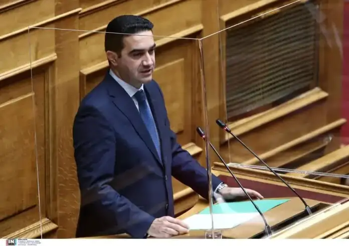 Πέντε οι υποψήφιοι για την ηγεσία του ΠΑΣΟΚ – Και ο Μιχάλης Κατρίνης διεκδικεί την προεδρία