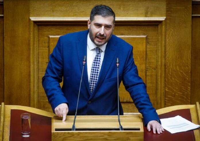 Ανεξαρτητοποιήθηκε ο Χ. Κατσιβαρδάς από τους Σπαρτιάτες – Η ΚΟ αποτελείται πλέον από 10 βουλευτές