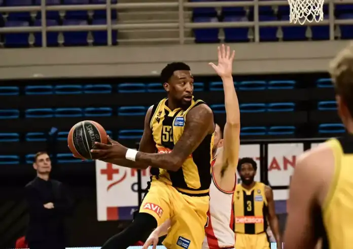 Η ΑΕΚ έκλεισε φιλικό με την Παρί