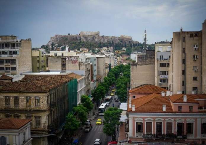 Aνακαίνιση σπιτιού: Τα τρία προγράμματα επιδότησης έως 35.000 ευρώ