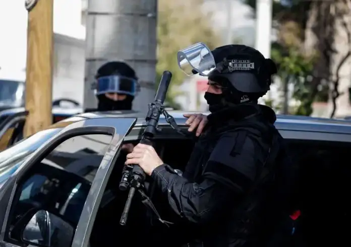 Μεγάλη επιχείρηση της Αντιτρομοκρατικής στην Αθήνα