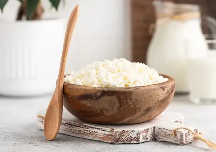 Γιαούρτι ή cottage: Τελικά ποιο βοηθά περισσότερο στο αδυνάτισμα;