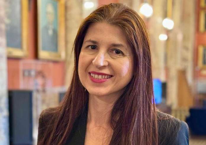 Καβάλα: Χαστούκισαν τη βουλευτή της ΝΔ Αγγελική Δεληκάρη μέσα σε εκκλησία