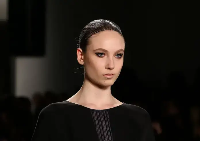 Αλλάξετε μόνιμα το χρώμα των ματιών σας με μία επέμβαση