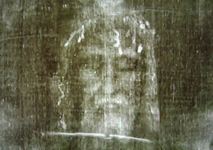 Ιερά Σινδόνη: Αυτή είναι η εικόνα με το πρόσωπο του Ιησού που δημιούργησε η Τεχνητή Νοημοσύνη