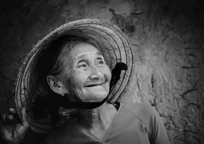 4 Υπέργηροι αποκαλύπτουν τα μυστικά της διατροφής τους - Πώς έφτασαν τα 100