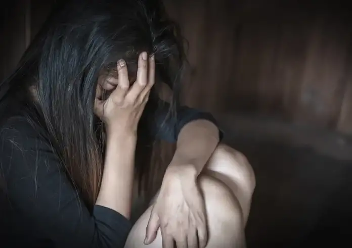 Σοκαριστικό βίντεο: Βάναυση κακοποίηση 13χρονης από 17χρονη