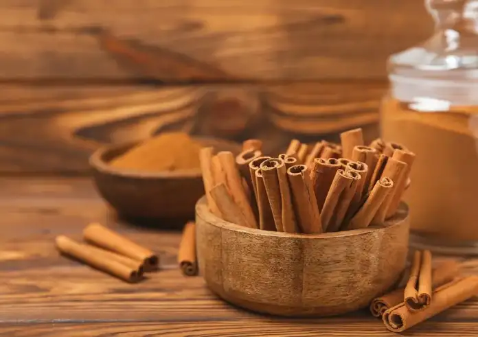 Ποιο είναι το μπαχαρικό που συμβάλλει στη μείωση του λίπους;