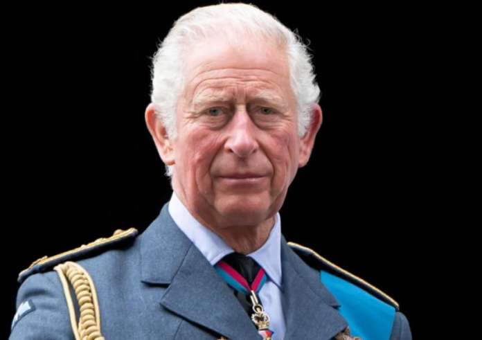 Μεγάλη Βρετανία: Αραιώνουν τις δημόσιες εμφανίσεις τους ο Βασιλιάς Κάρολος και ο πρίγκιπας Ουίλιαμ