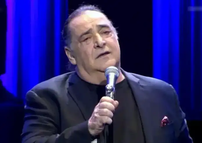 Μεγάλη συναυλία για τον Βασίλη Καρρά στο Παναθηναϊκό Στάδιο  