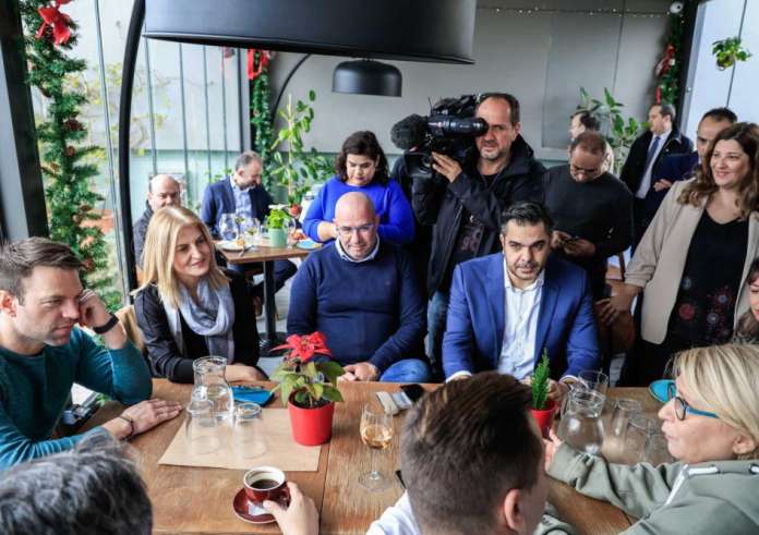 Κασσελάκης: Ευτυχώς μεγάλες προσωπικότητες της εκκλησίας όπως ο Πατριάρχης και ο Πάπας είναι ανοιχτόμυαλοι και προοδευτικοί