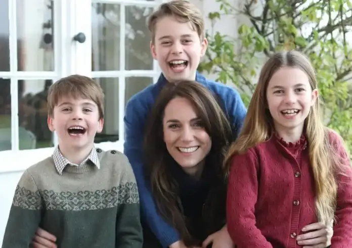 Πιέζουν το παλάτι για να αποκαλυφθεί η αλήθεια για τη φωτογραφία της Κέιτ Μίντλετον – Χρησιμοποιήθηκε AI;