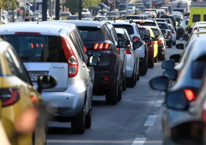 Κίνηση τώρα: Χάος στον Κηφισό, στη Μεσογείων και στην Κηφισίας