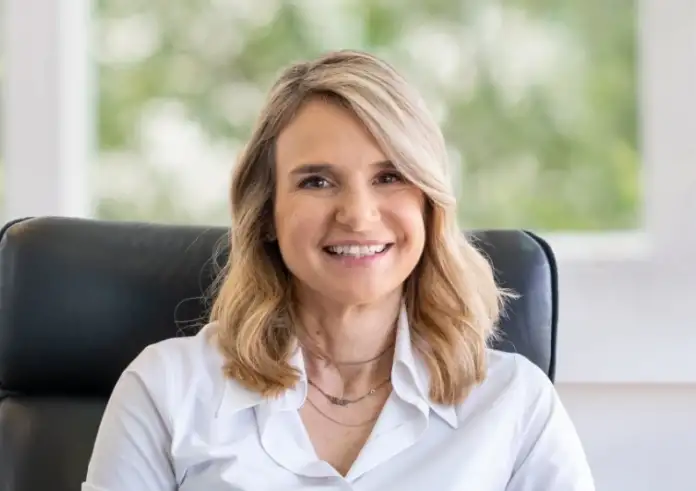 Μιλένα Αποστολάκη: Ανακοίνωσε πως θα είναι υποψήφια για πρόεδρος του ΠΑΣΟΚ