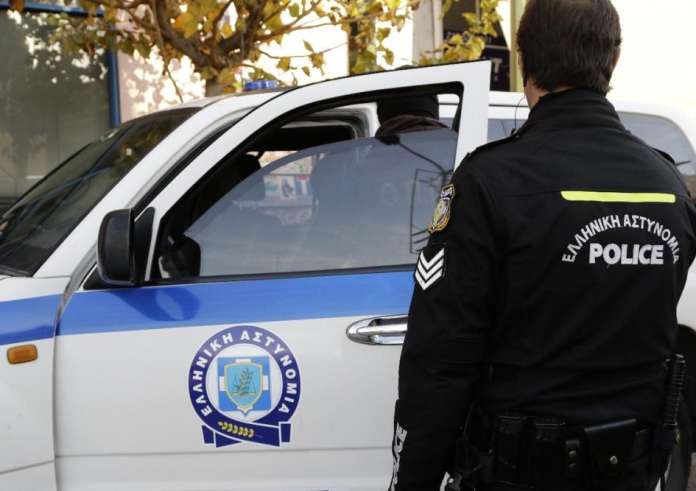 Βραυρώνα: Ο πατέρας ομολόγησε πως πέταξε το βρέφος στα σκουπίδια, υποστηρίζει πως γεννήθηκε νεκρό