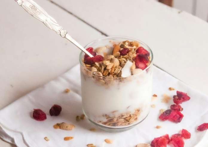 Είναι πραγματικά υγιεινό το γιαούρτι; Ποιος δεν πρέπει να τρώει
