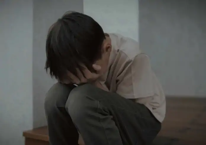 Παγκόσμια Ημέρα κατά της Παιδικής Κακοποίησης: Στοιχεία-σοκ για το 2025 – 1.300 παιδιά στα νοσοκομεία