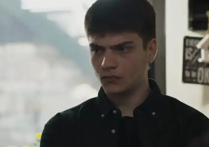 Γη της ελιάς: Όλη η αλήθεια για την οικειοθελή αποχώρηση του Διονύση Παπανδρέου από την σειρά