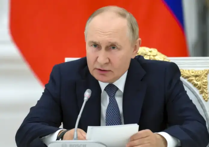 Σκληρή προειδοποίηση Πούτιν προς την Ευρώπη: «Αν θέλουν πόλεμο, είμαστε έτοιμοι»