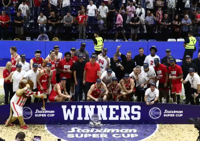 Πρόστιμο στον Ολυμπιακό για το παιχνίδι με τον Παναθηναϊκό στον τελικό του Super Cup του μπάσκετ