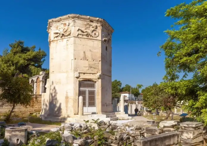 Ο περίεργος πύργος της Αθήνας με τους οκτώ ανέμους