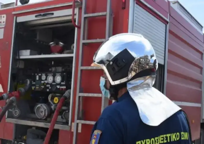 Θεσσαλονίκη: Φωτιά ξέσπασε σε διαμέρισμα στη Νέα Μηχανιώνα – Επί ποδός η Πυροσβεστική