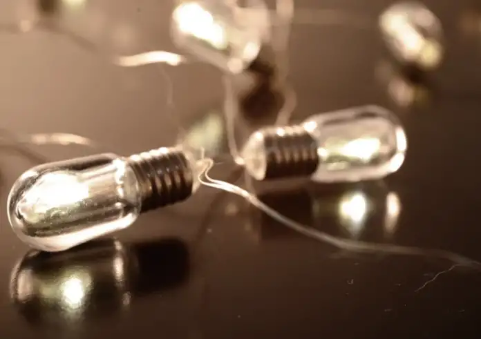 Λογαριασμοί ρεύματος Ιουλίου: Δείτε ποιος πάροχος σας συμφέρει